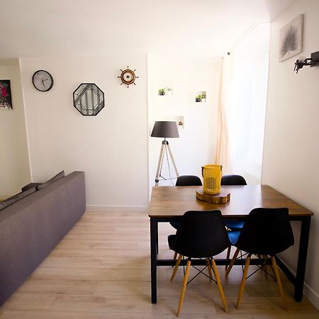 Triplex Lumineux A Cherbourg, Hyper Centre, 2 Pas Du Port & Vie Nocturne, Intendance Luxury Host Extérieur photo