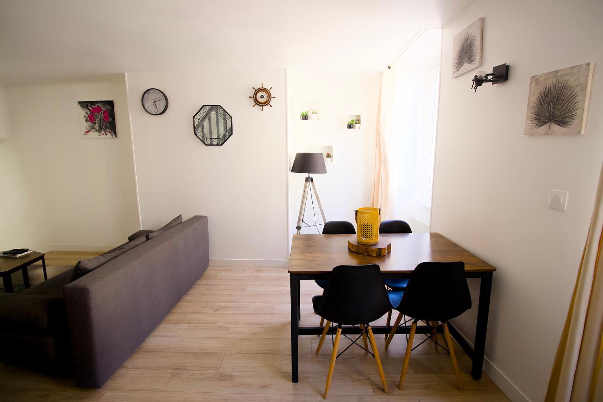 Triplex Lumineux A Cherbourg, Hyper Centre, 2 Pas Du Port & Vie Nocturne, Intendance Luxury Host Extérieur photo